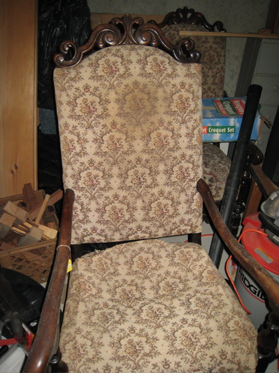 chair.jpg