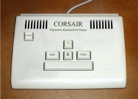 piratekeyboard1.jpg
