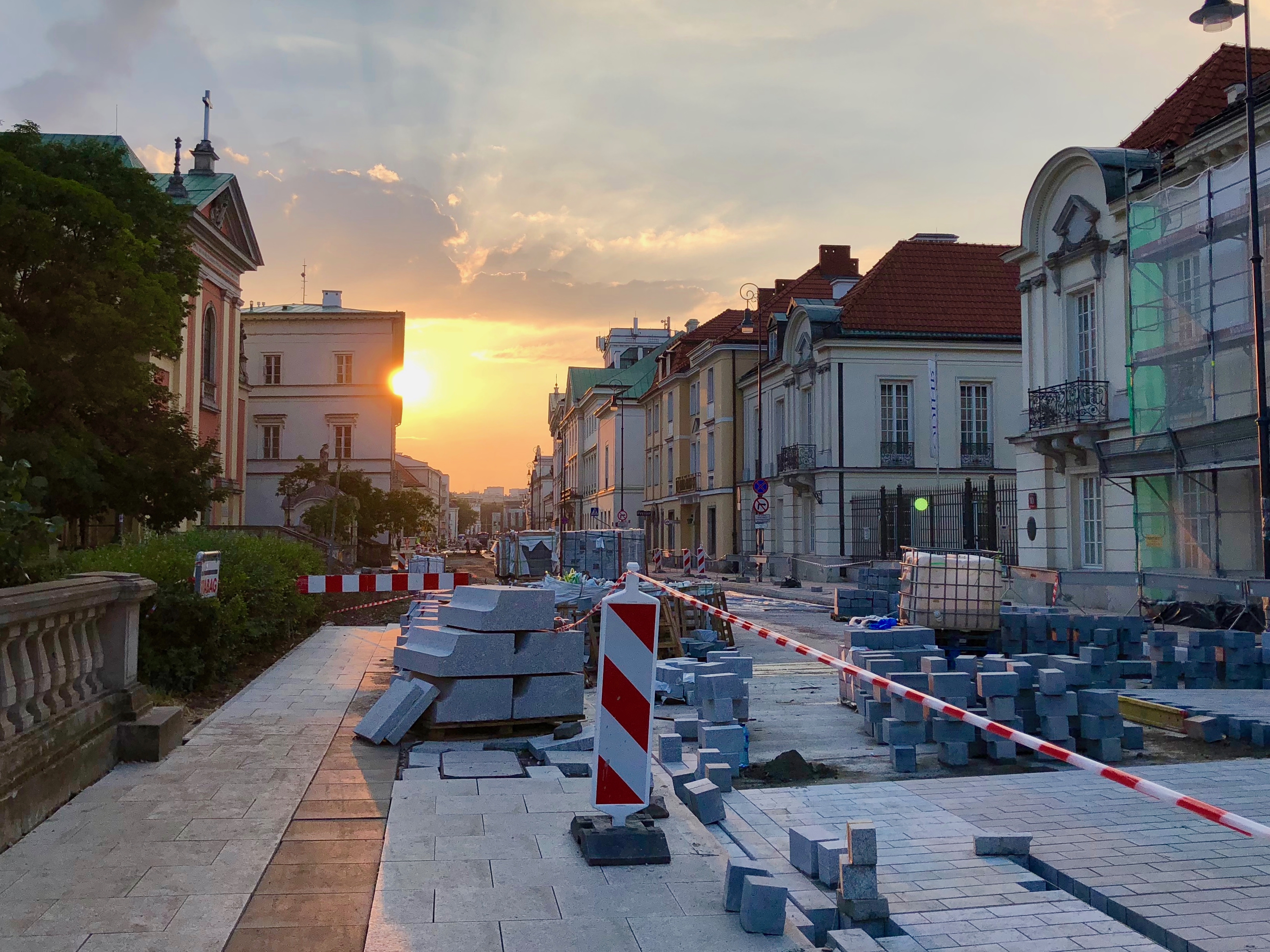 sunset-fairytale-construction